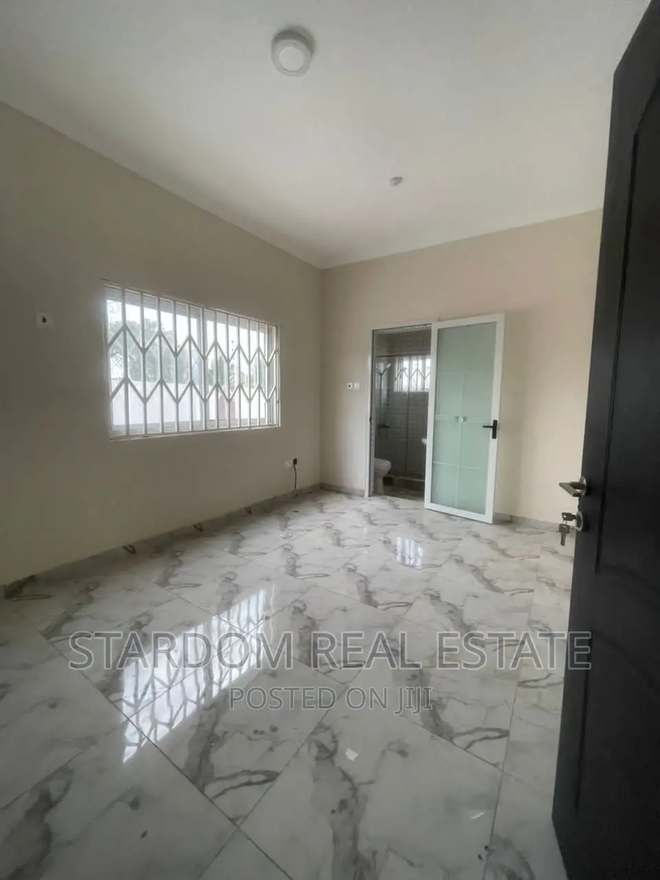 3bdrm Duplex in Spintex for rent