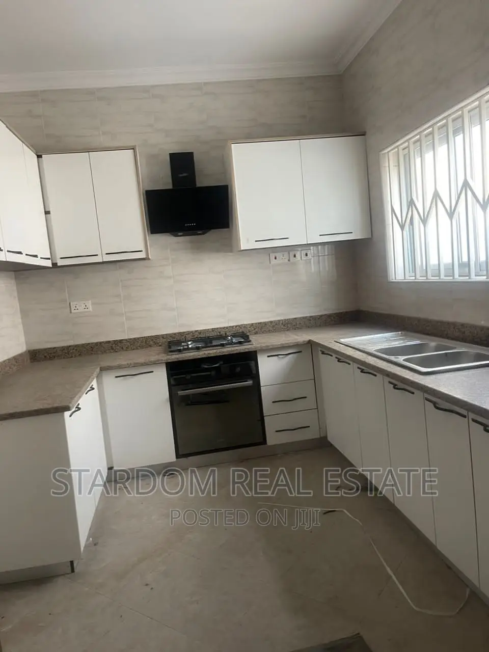 3bdrm Duplex in Spintex for rent