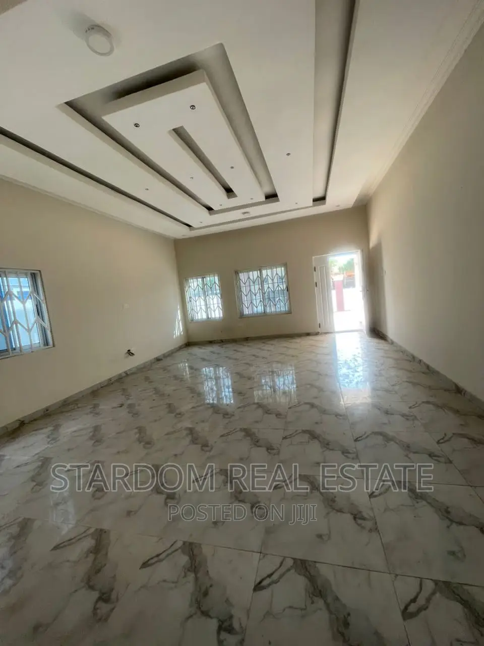 3bdrm Duplex in Spintex for rent