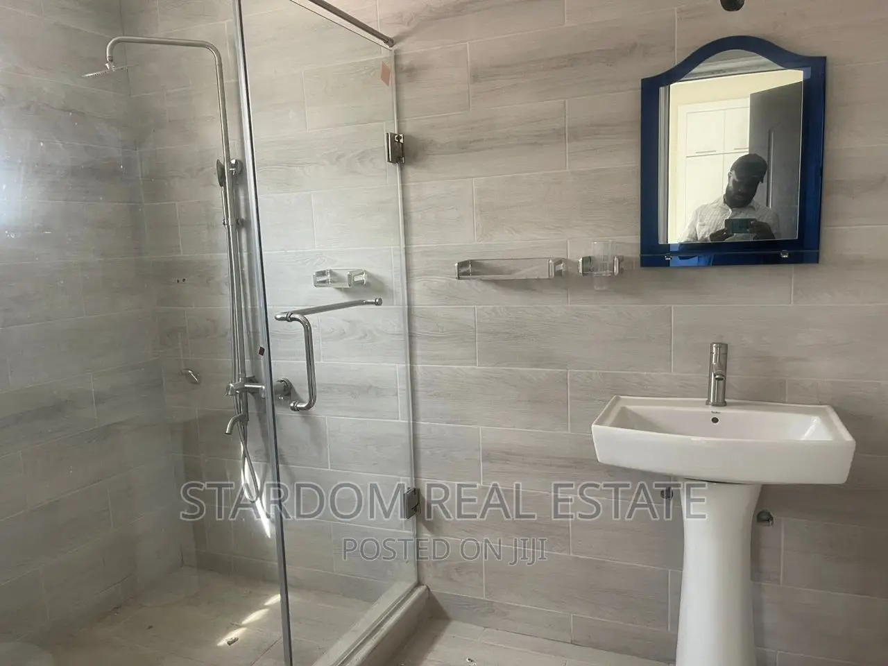 3bdrm Duplex in Spintex for rent