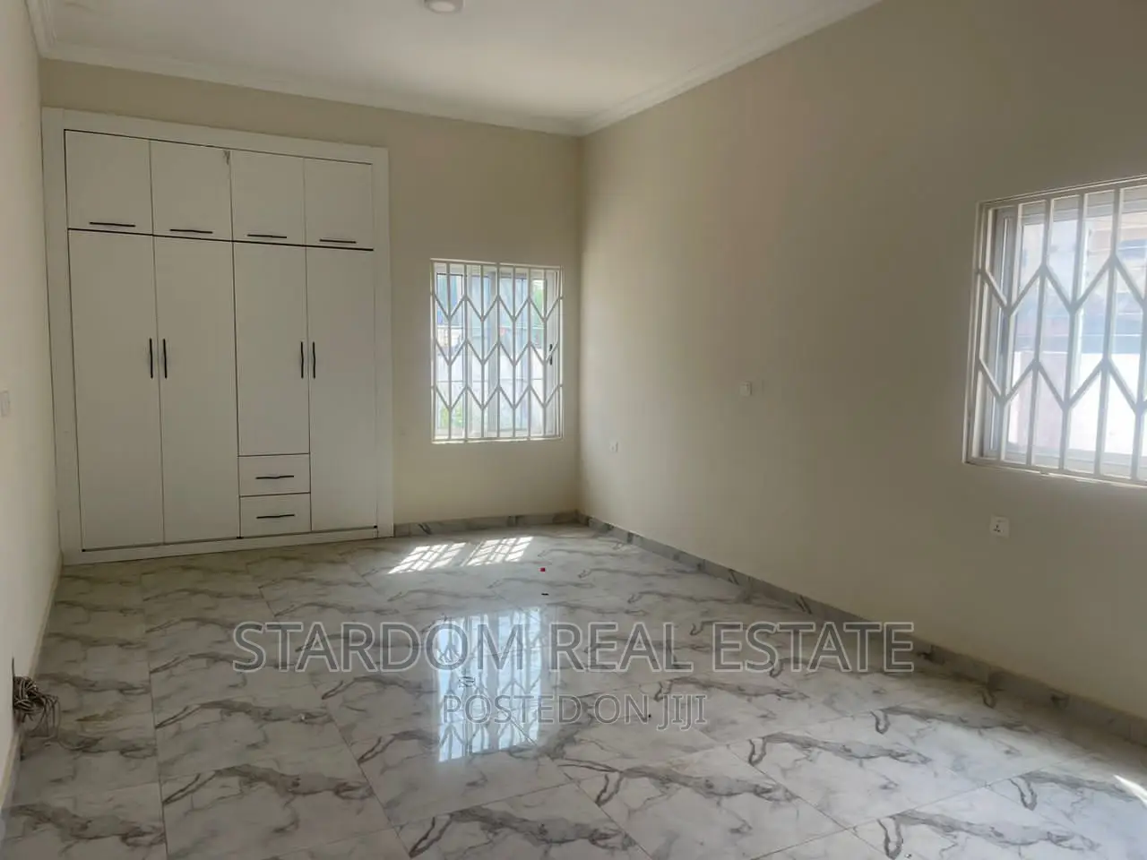 3bdrm Duplex in Spintex for rent