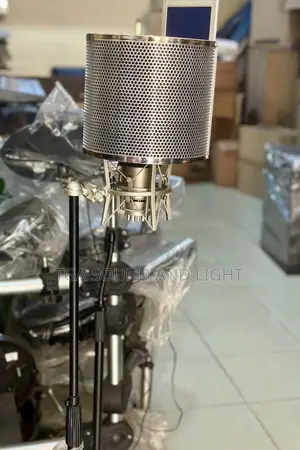 Alctron Reflection Shield And Microphone Stand