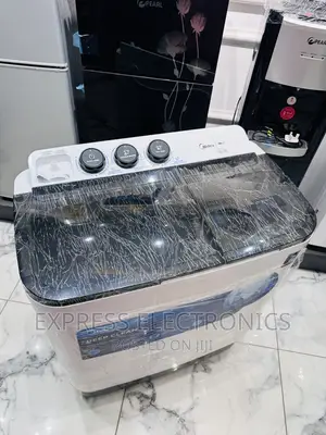 Grab a Deal on 7kg Topload Washing Machine Midea