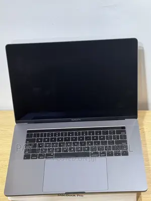 Laptop Apple MacBook Pro 2019 16GB Intel Core i7 SSD 512GB
