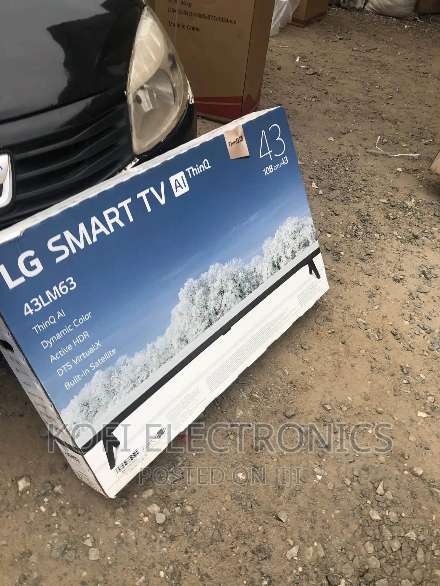 Free View LG 43" Smart Satellite Full HD LED TV + Wall Mount