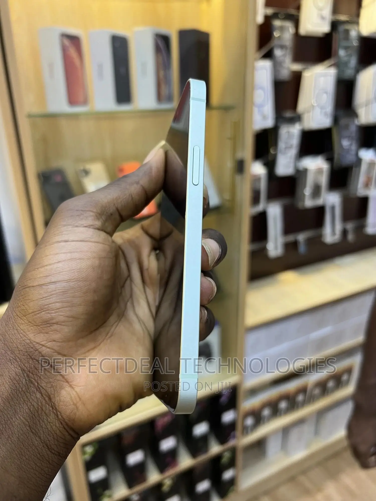 New Apple iPhone 12 128 GB Green