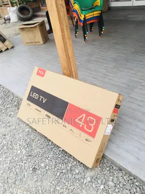 43 Inches Glossy LED Full HD Black Electric TCL HDR D3200