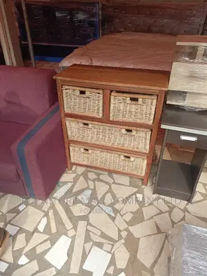 Chest Drawer. Free Delivery