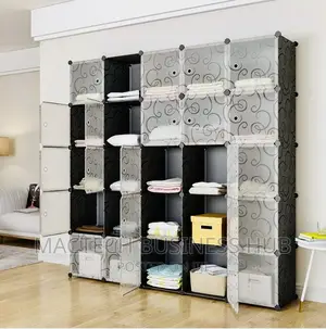 Portable Plastic Storage (25 Cubes)