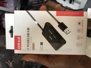 Original Camera Card Reader 3.0