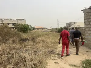 Please Do Call if You Want a Plot of Land to Buy at Santeo
