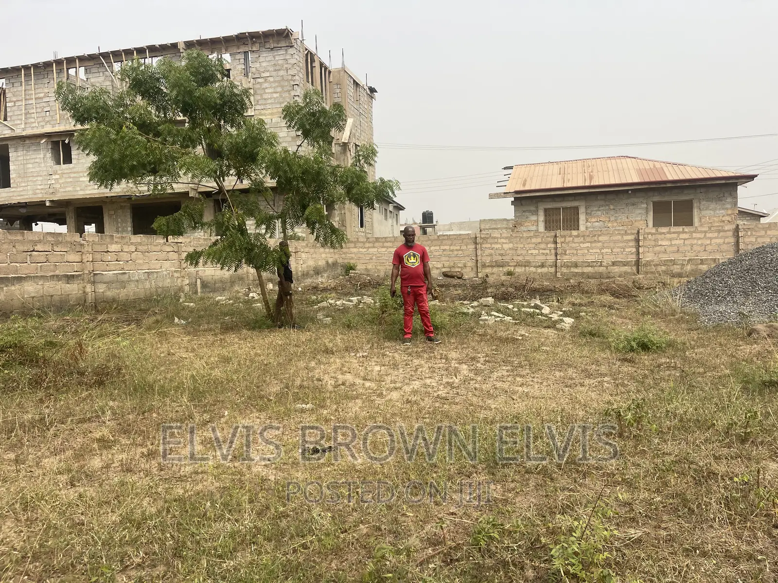 Please Do Call if You Want a Plot of Land to Buy at Santeo