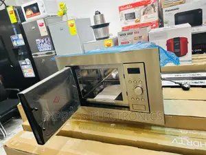 Better Deal on Midea AM717B57 Microwave Oven