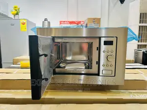 Best Buy for Less Midea AM717B57 Microwave Inbuilt