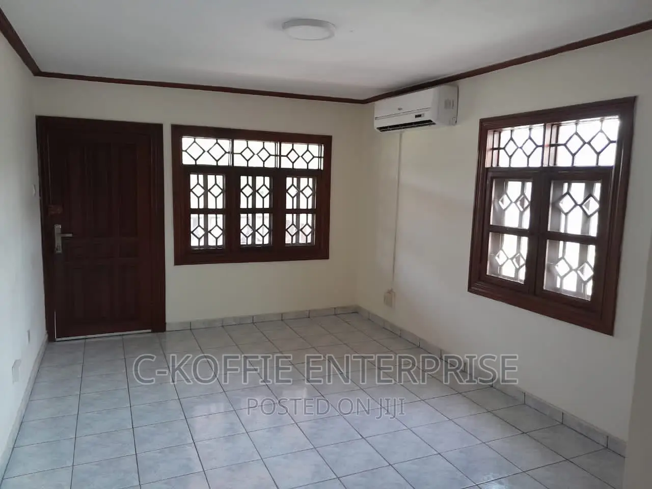5bdrm House in Labone for rent