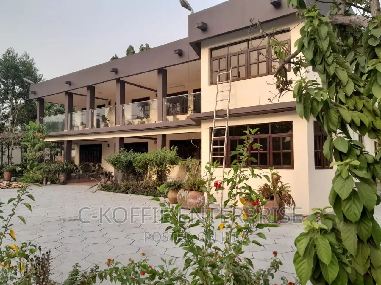 5bdrm House in Labone for rent