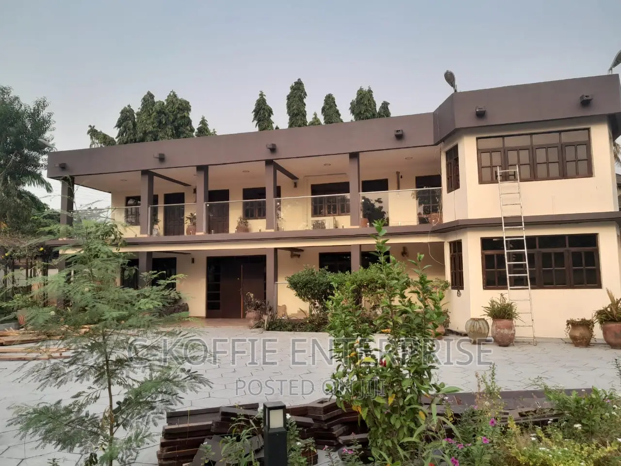 5bdrm House in Labone for rent
