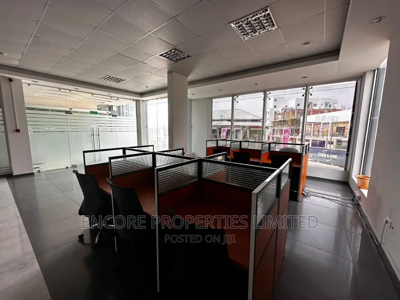 6bdrm Duplex in Encore Properties, Labone for rent