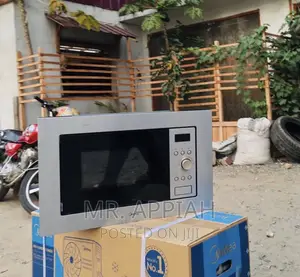 Brand New Midea AM717B57 Built-in Electric Microwave.