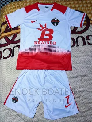 Jerseys Set and Customizing