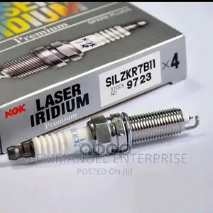 Nissan Murano 2013-15 Spark Plugs V.6 Japan. Original