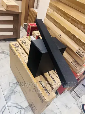 B550 Soundbar With Woofer Samsung 410W Black __ 