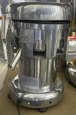 Commercial Juice Extractor