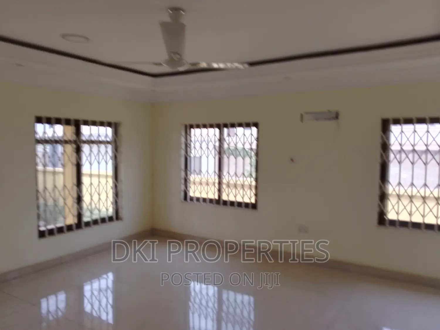 3bdrm House in Dki Properties, Valley View Area for sale
