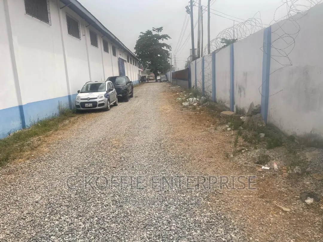 2000 SQM Warehouse at Tema-Tor for Rent
