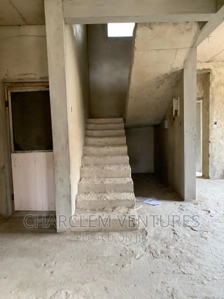 5bdrm House in Charclem Ventures, East Legon for sale
