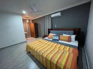 Executive Home With Waterheater for Short Stay at Pokuase