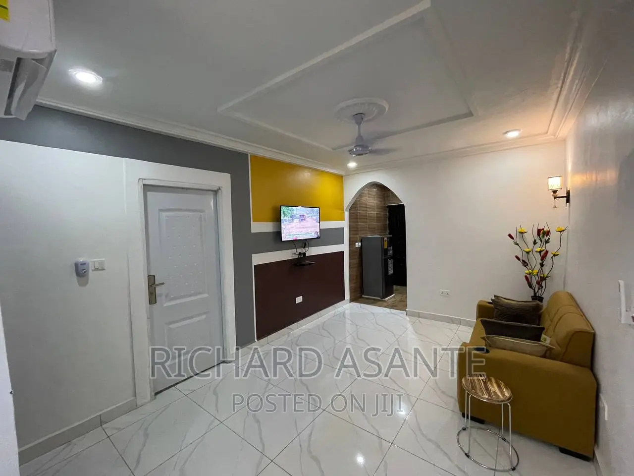 Executive Home With Waterheater for Short Stay at Pokuase