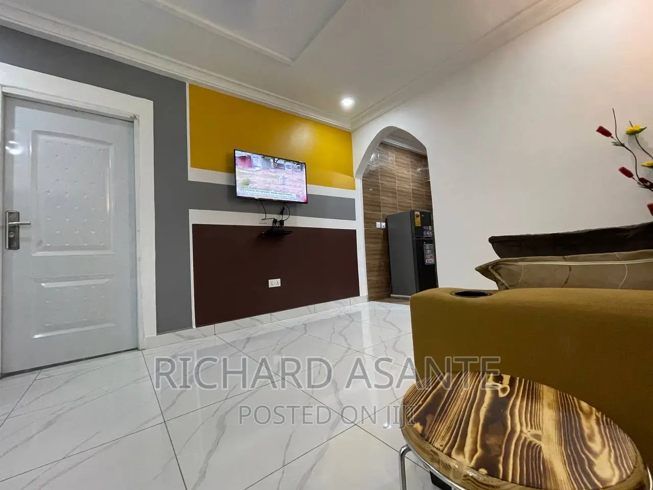 Executive Home With Waterheater for Short Stay at Pokuase