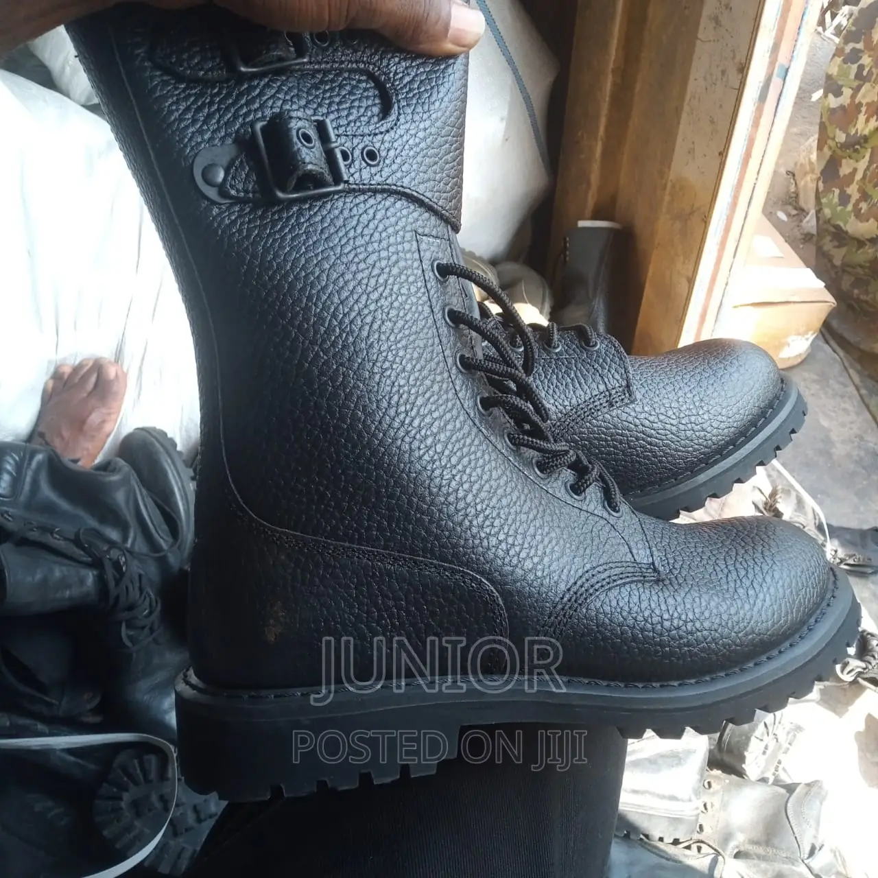 Safety Boots For Individual And Bulk Purchases