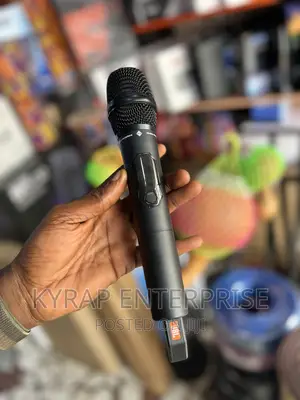 JBL KMC8 Cordless Miccrophone