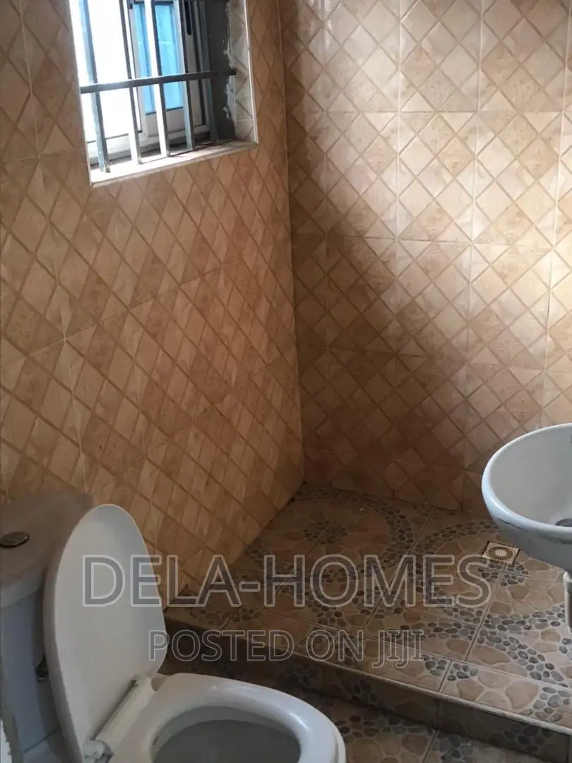 1bdrm Apartment in Lakeside Estate, Ashaley Botwe for rent