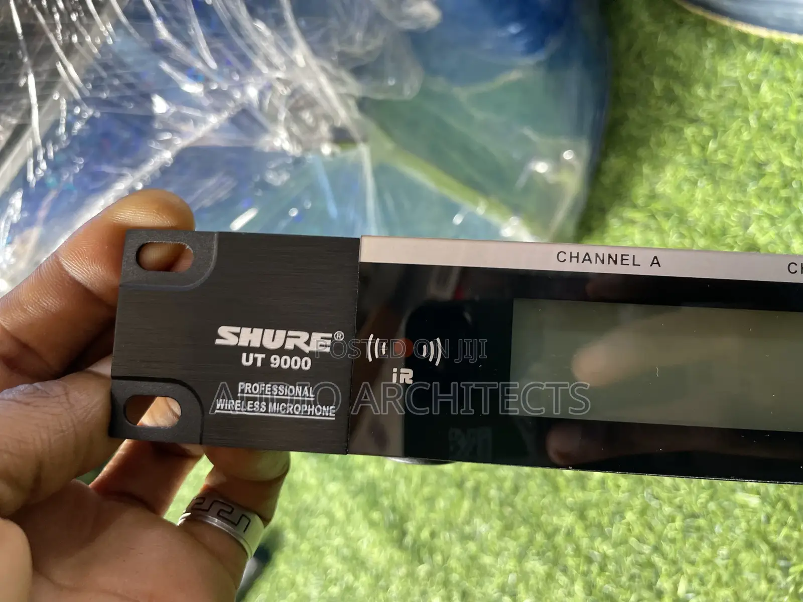 Shure Professional 2in1 Wireless Lapel Microphone