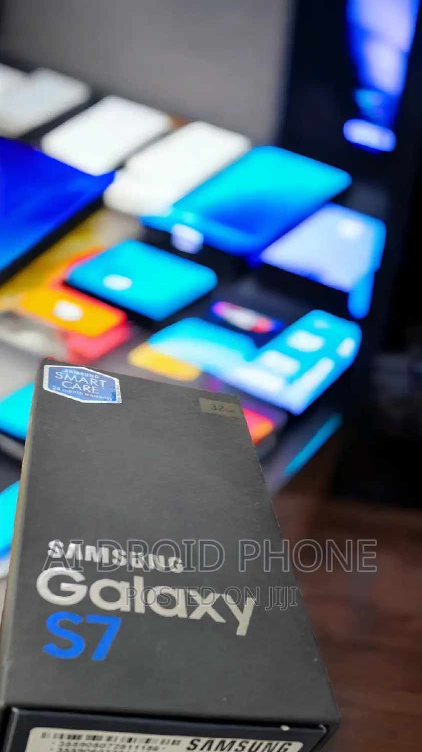 New Samsung Galaxy S7 32 GB Silver