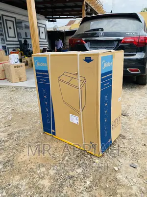 Energy Sufficient Midea 7kg Twin Tap Washing Machine.