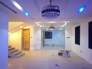 4bdrm House in Ashomang Estate for sale