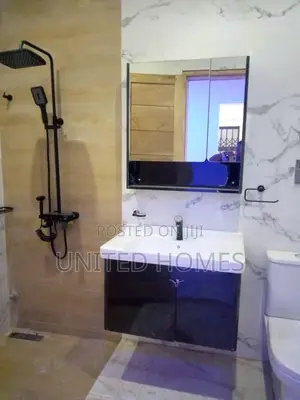 4bdrm House in Ashomang Estate for sale