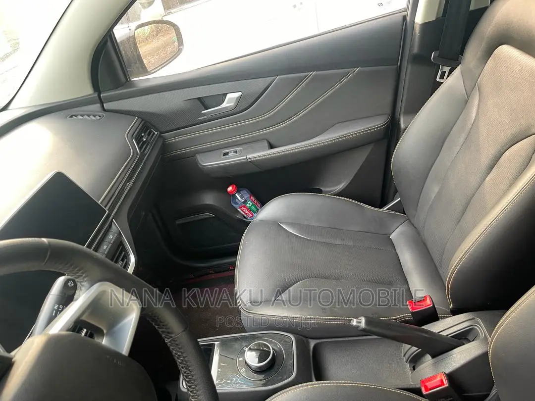 Car 2019 White