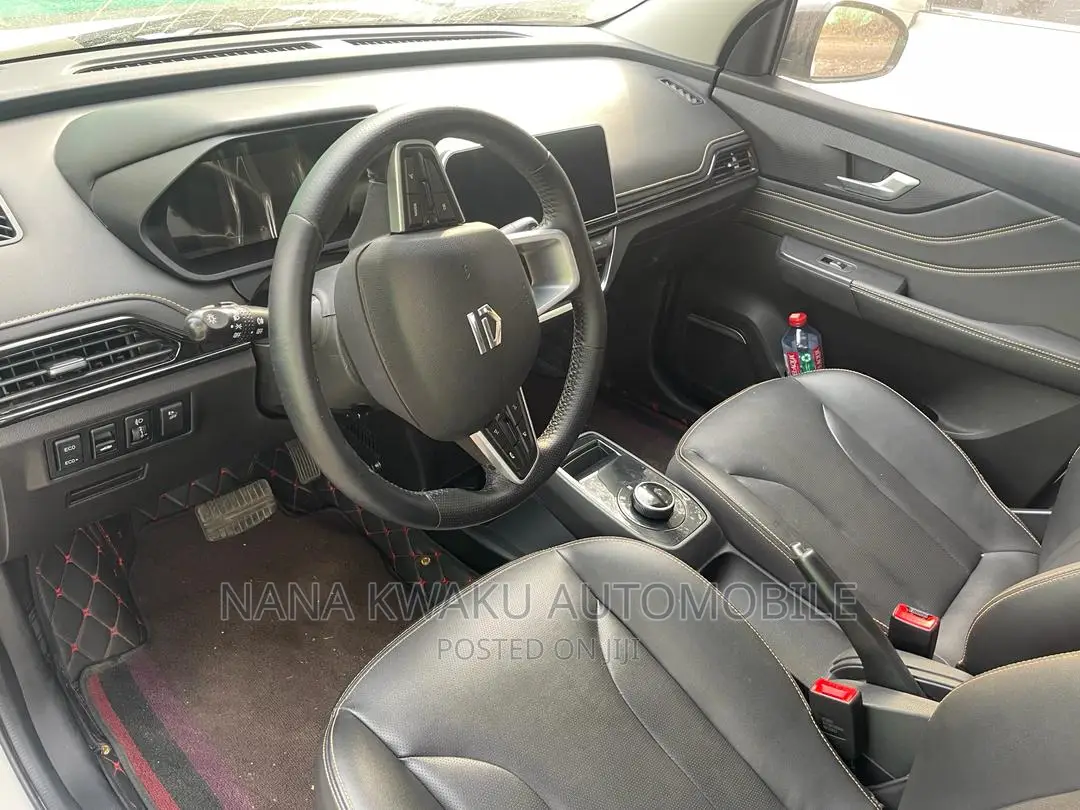 Car 2019 White