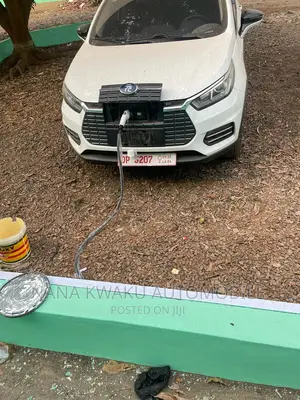 Car 2019 White