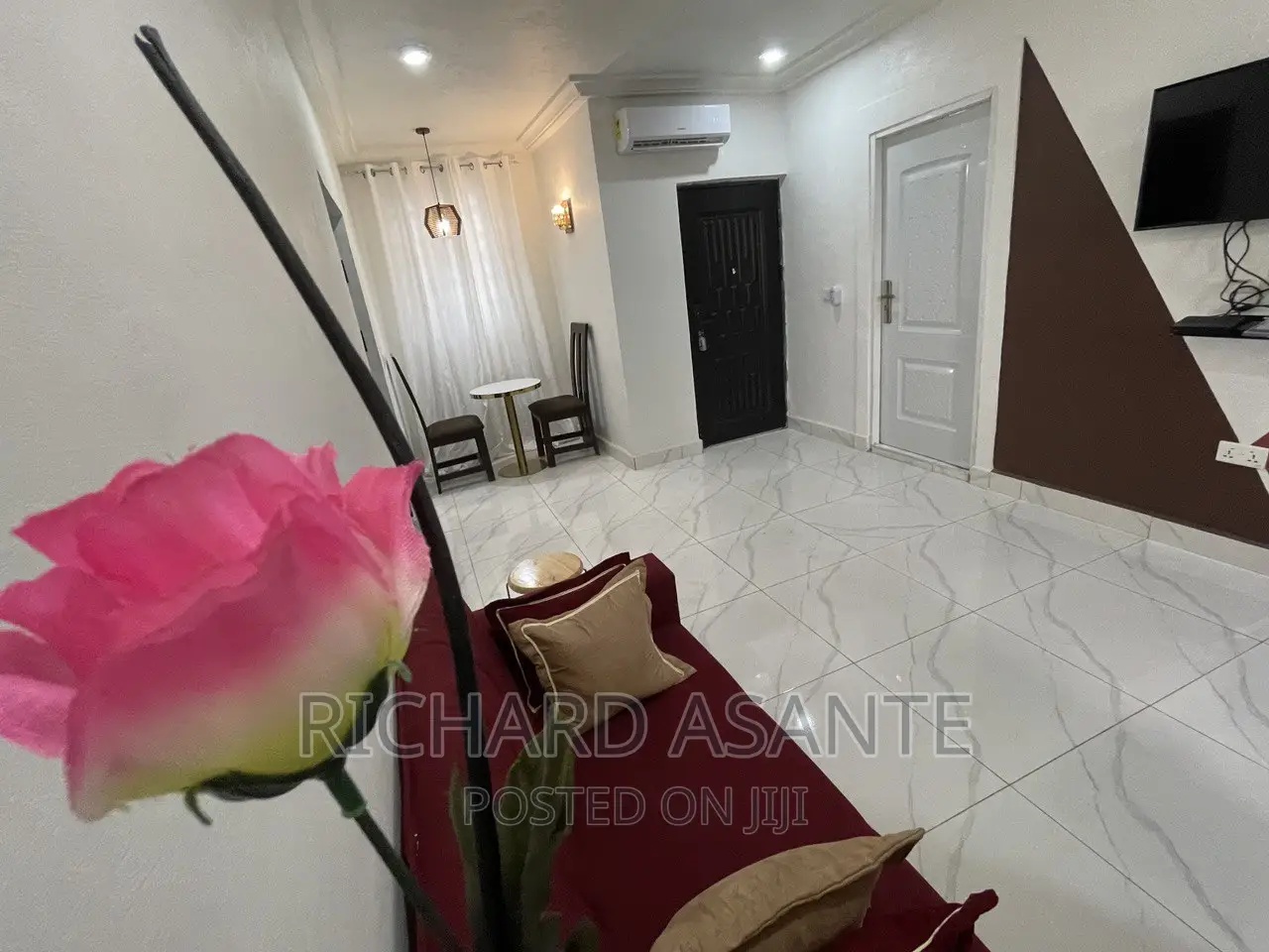 1 Bedrm Exctv House at Pokuase Fise for Short and Long Stay