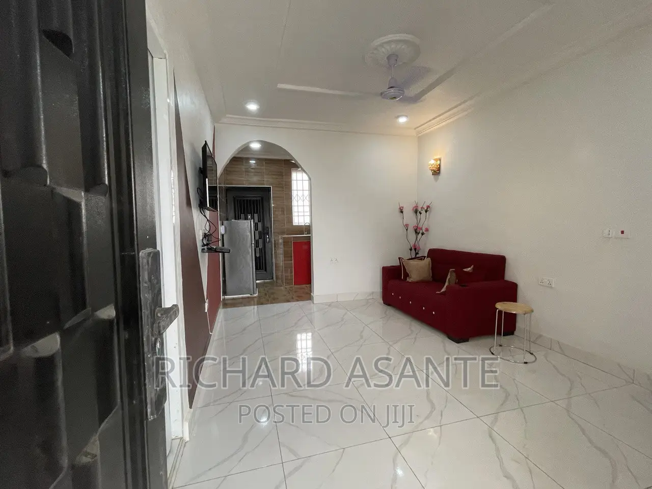1 Bedrm Exctv House at Pokuase Fise for Short and Long Stay