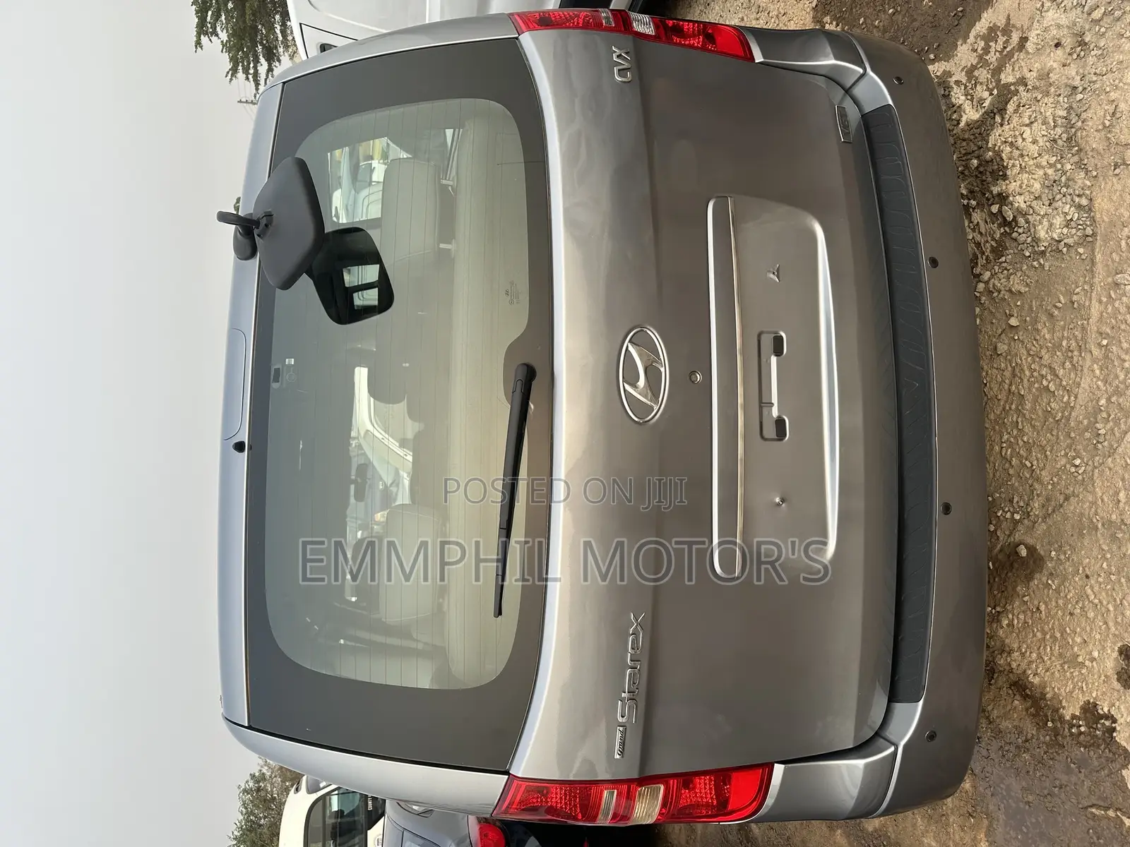 Hyundai Starex 2012 Grey