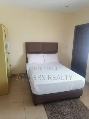 Furnished 3bdrm Apartment in Seekers Realty, Oxford Street for rent