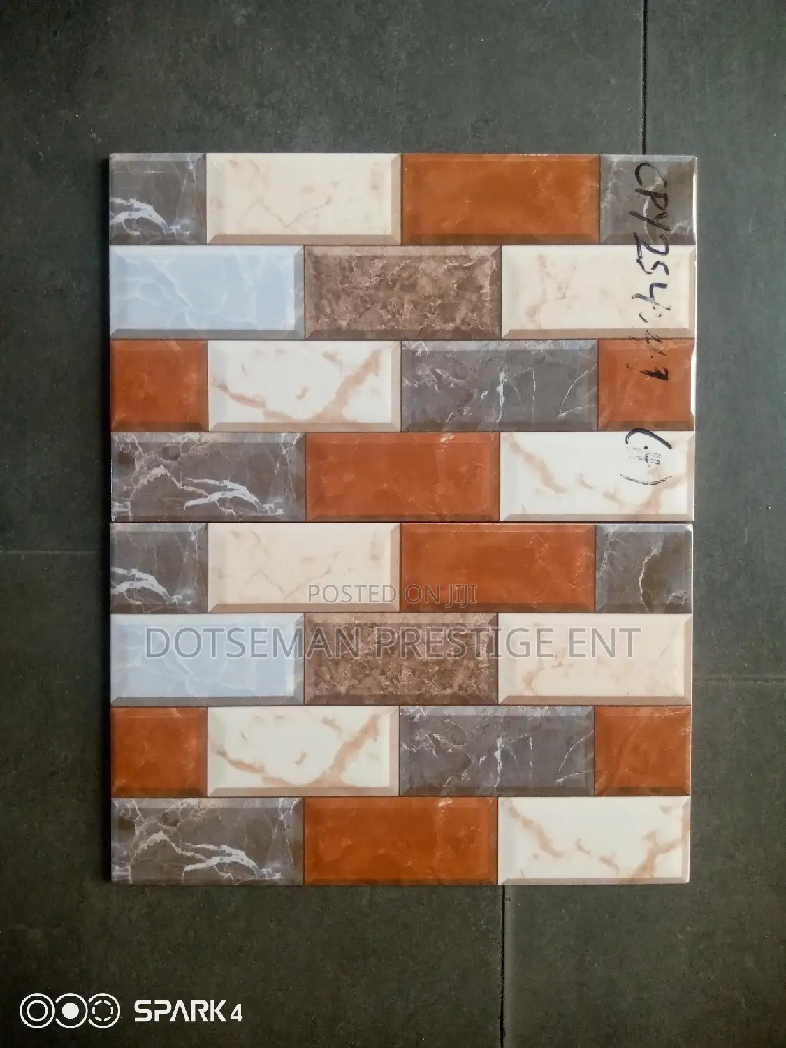 Wall 25 X 40 Tiles