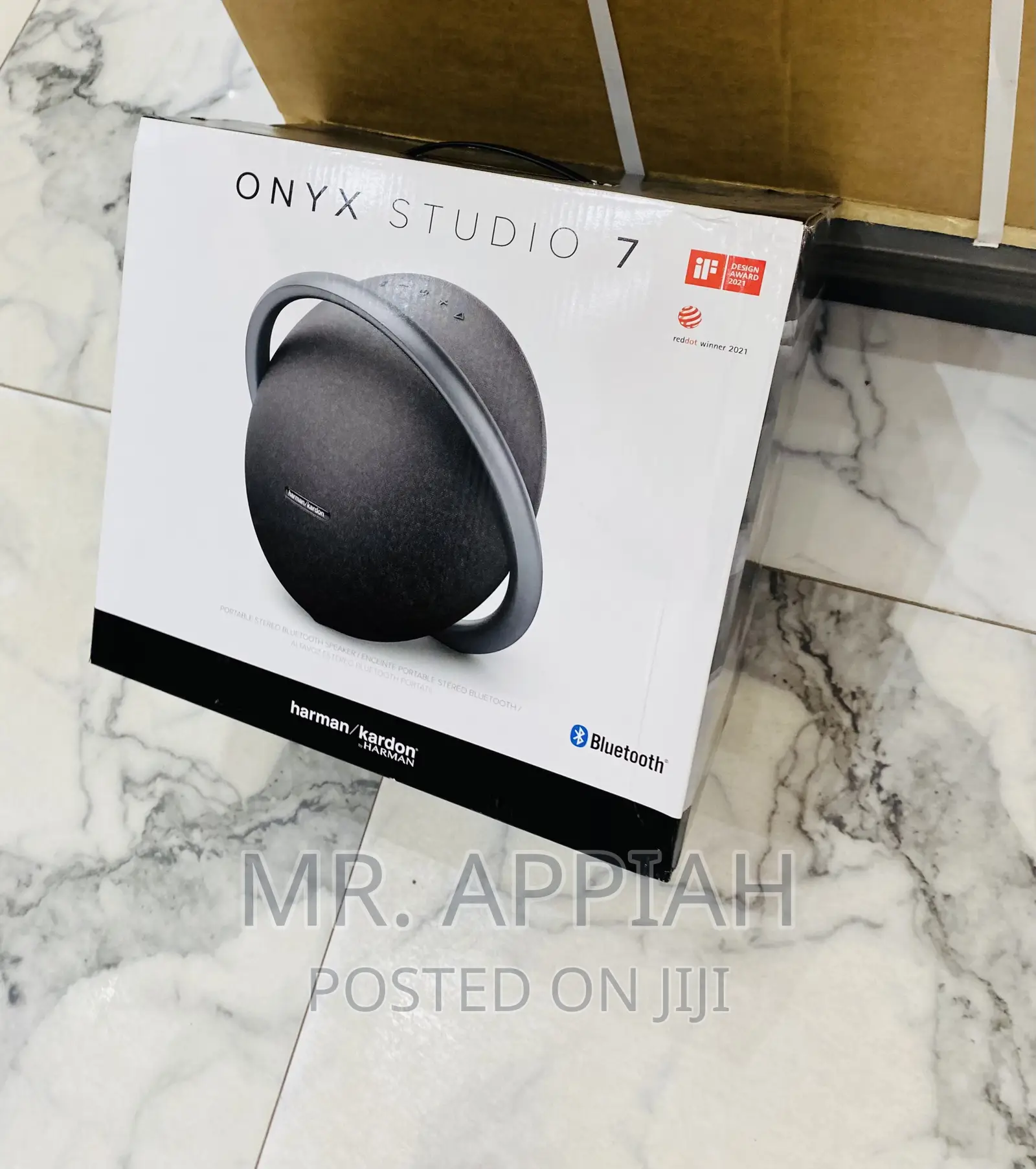 Wireless Portable Onyx 7 Bluetooth Speaker.